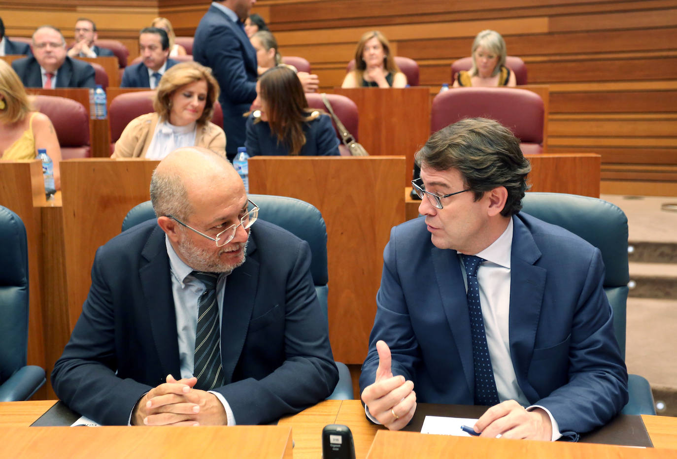 Fotos: Pleno extraordinario de designación de los senadores autonómicos y los vocales de la Comisión Mixta