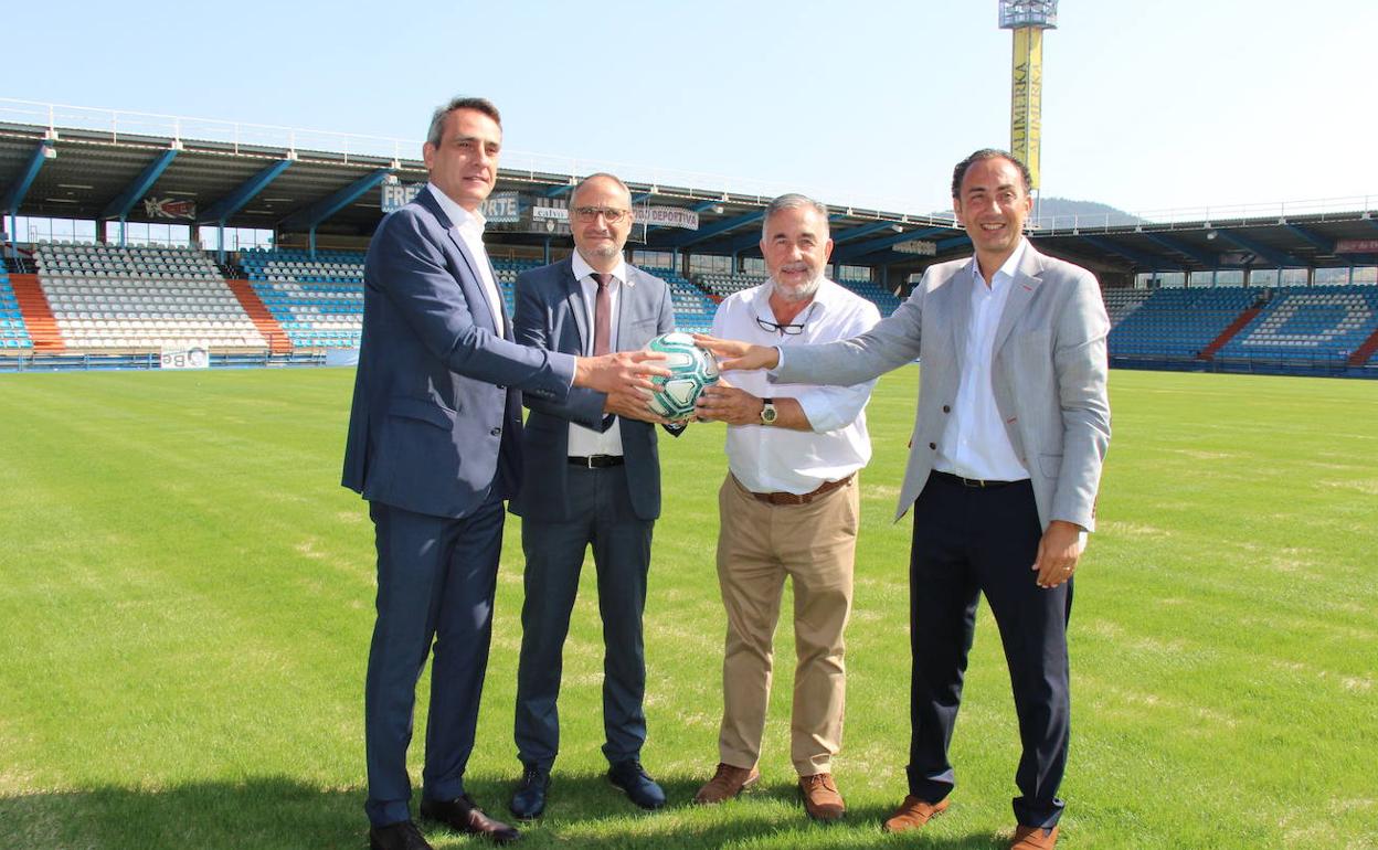 Imagen de la visita del alcalde. 