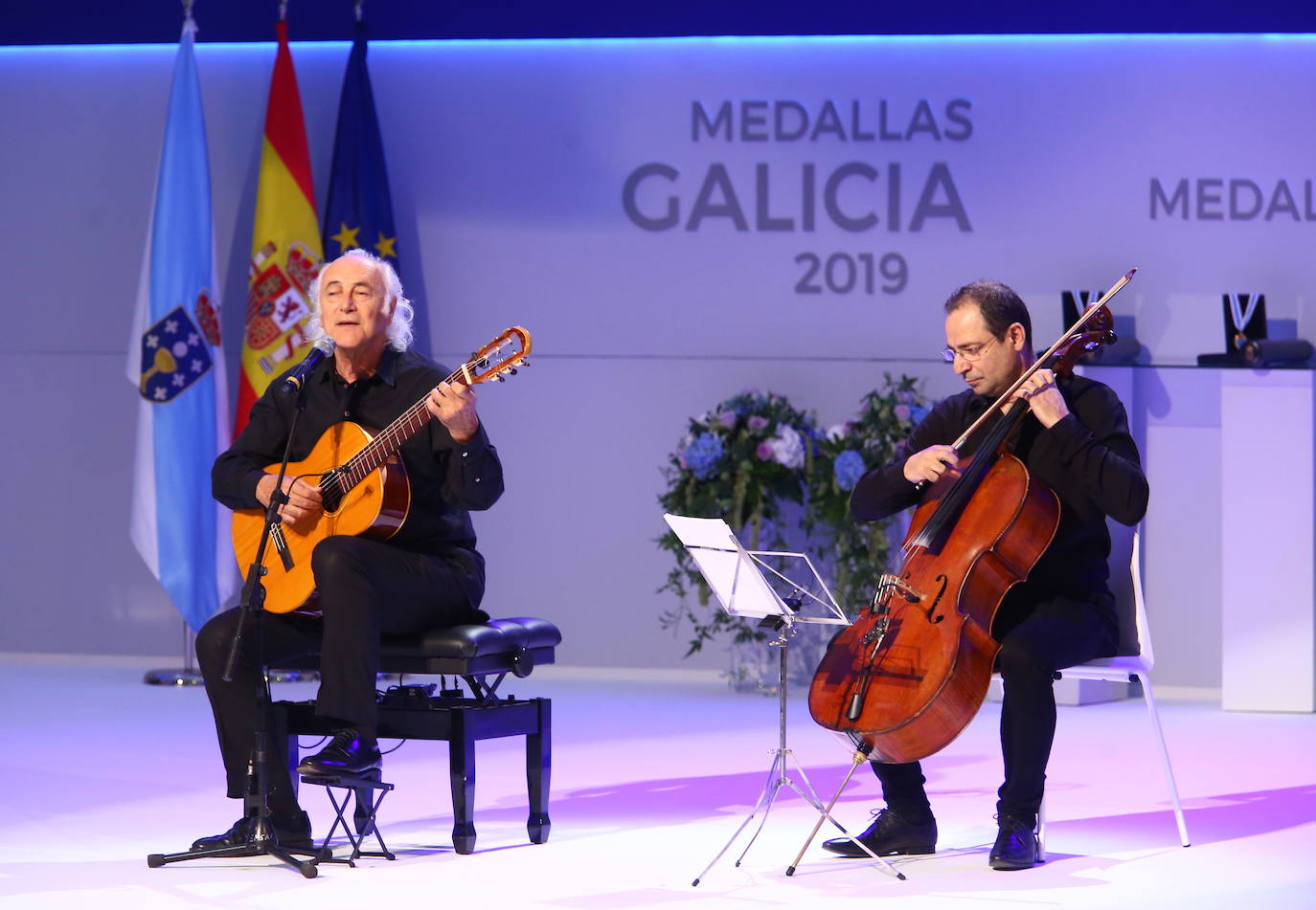 Fotos: Herrera recibe la Medalla de Oro de Galicia