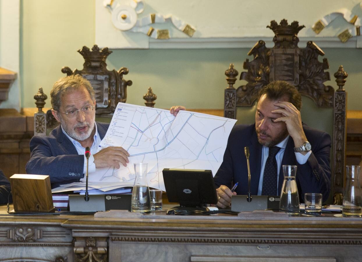 Pleno en el Ayuntamiento de Valladolid.