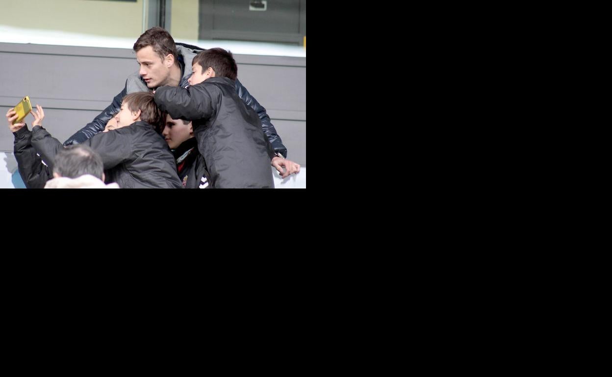 Oriol Riera durante una de sus visitas al Reino de León.