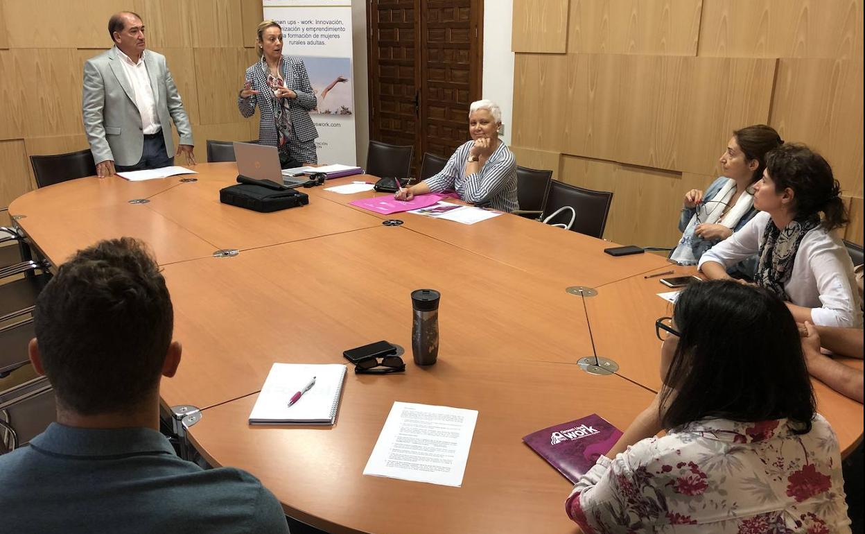 Clausura del proyecto europeo para la formación de la mujer rural desarrollado en la Diputación de León.