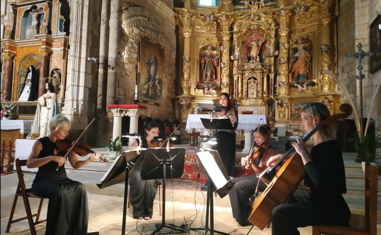 La Orquesta Sinfónica de Castilla y León actuará en distintos puntos emblemáticos del Camino de Santiago