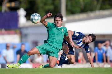 Fotos: La Ponferradina levanta el título en Navia