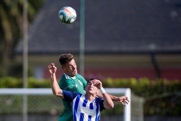 Fotos: La Ponferradina levanta el título en Navia