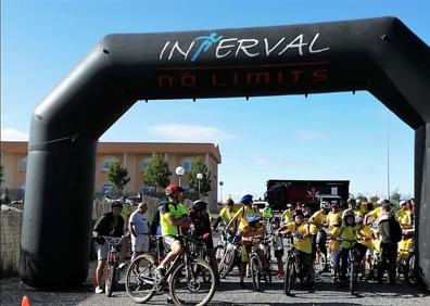 Imagen secundaria 1 - Los amantes de la bicicleta «toman» la Sobarriba