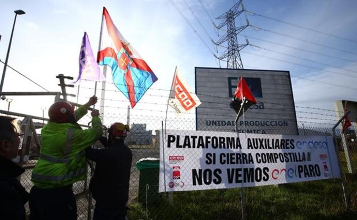 Campamento de los trabajadores de las auxiliares en Compostilla II.