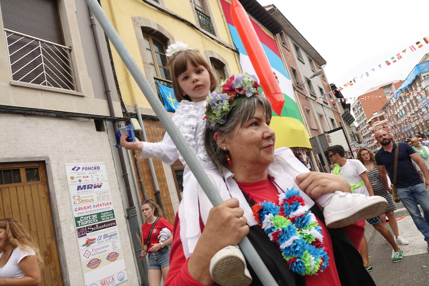 Miles de personas disfrutaron este sábado de la fiesta de las piragüas. ¡Búscate en nuestra galería! 