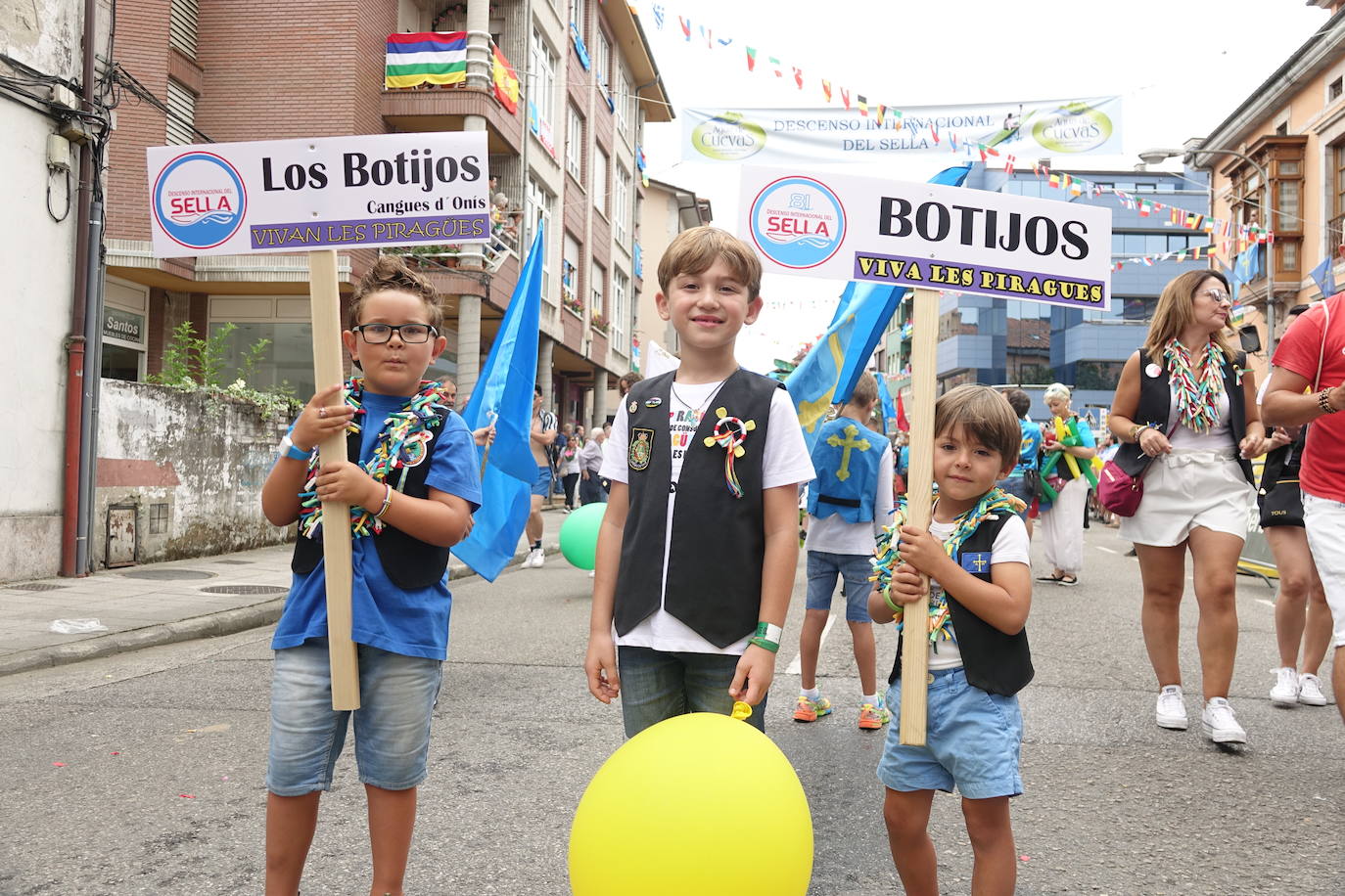 Miles de personas disfrutaron este sábado de la fiesta de las piragüas. ¡Búscate en nuestra galería! 