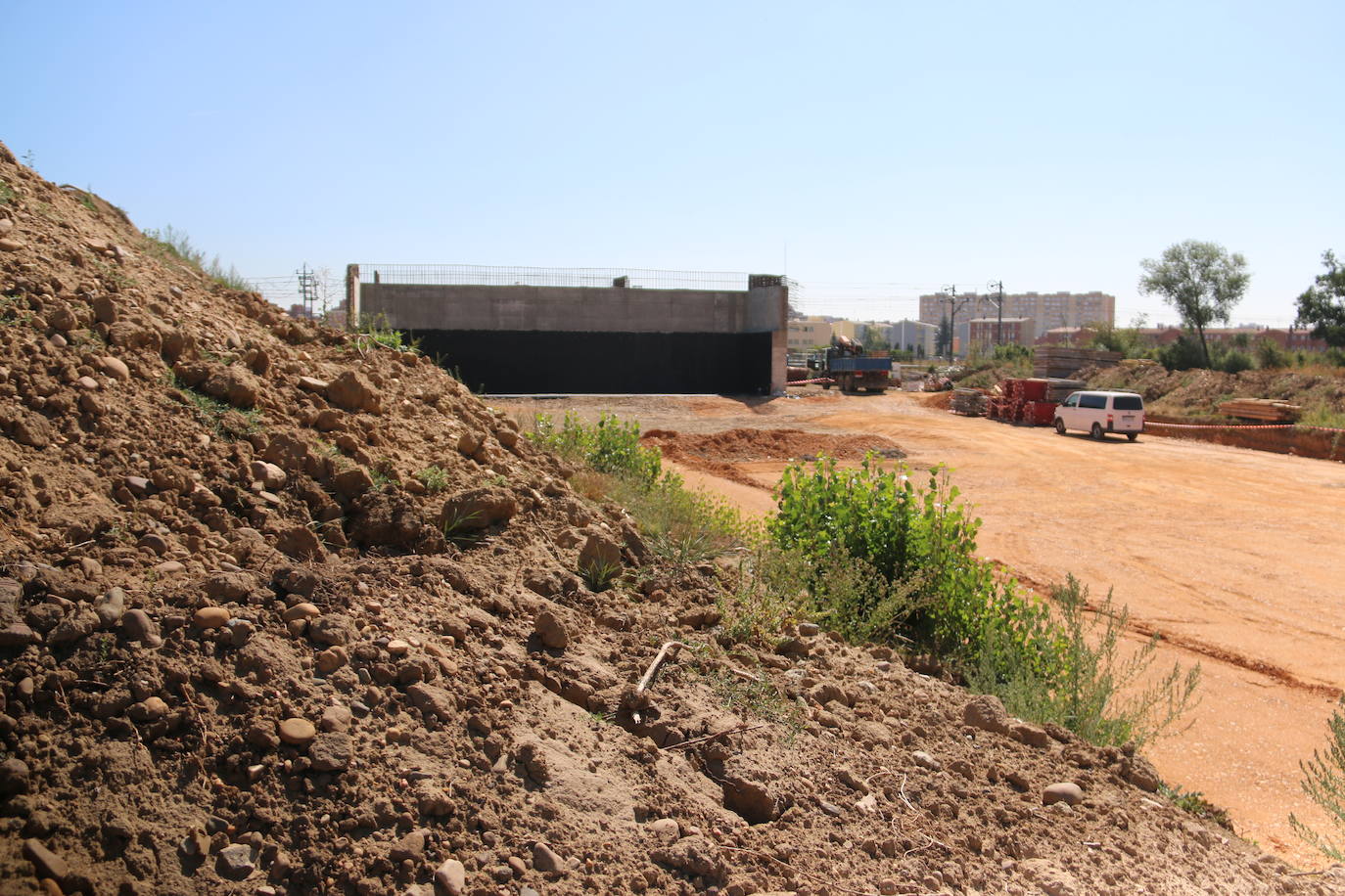 Fotos: Obras de construcción del paso elevando entre San Andrés y la rotonda del Hospital San Juan de Dios