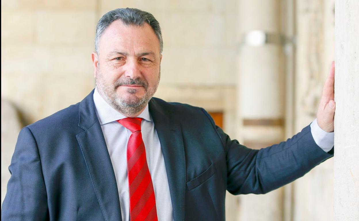 Eduardo Morán, en el Palacio de los Guzmanes de León.