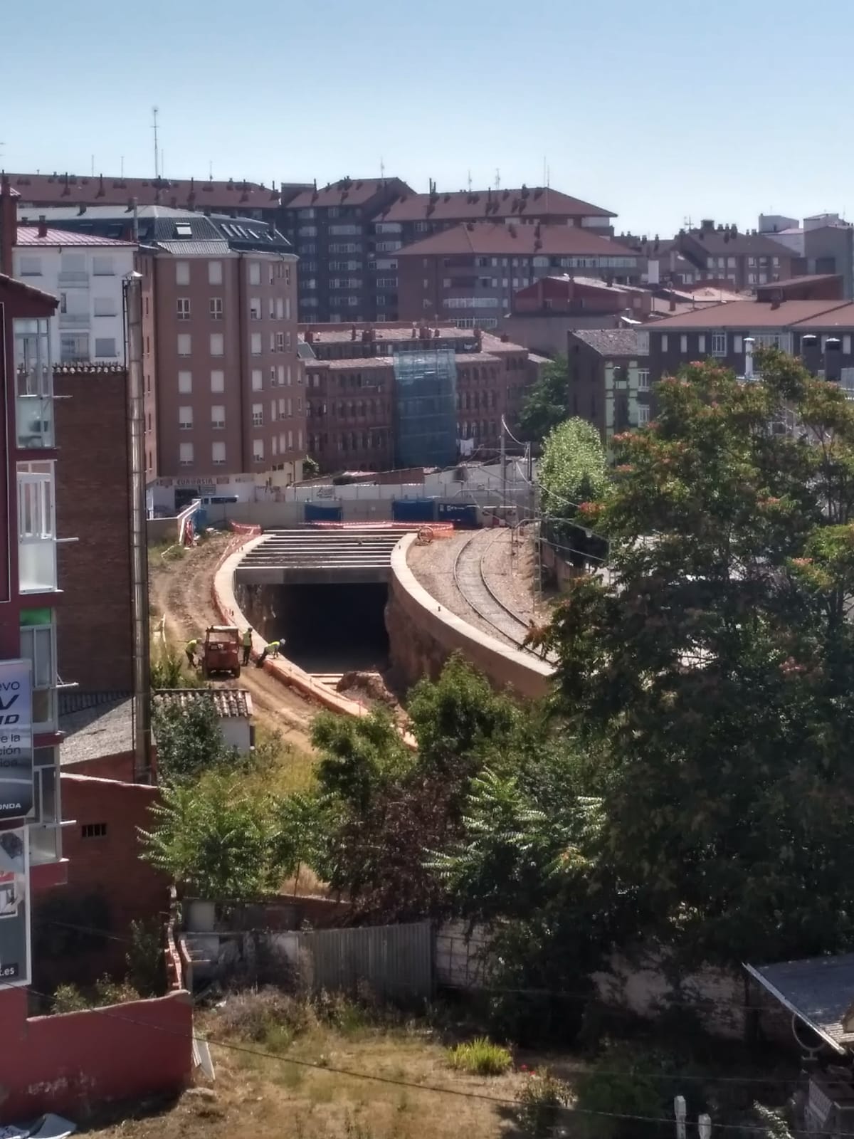 Fotos: Vista de la salida a superficie de la integración del AVE