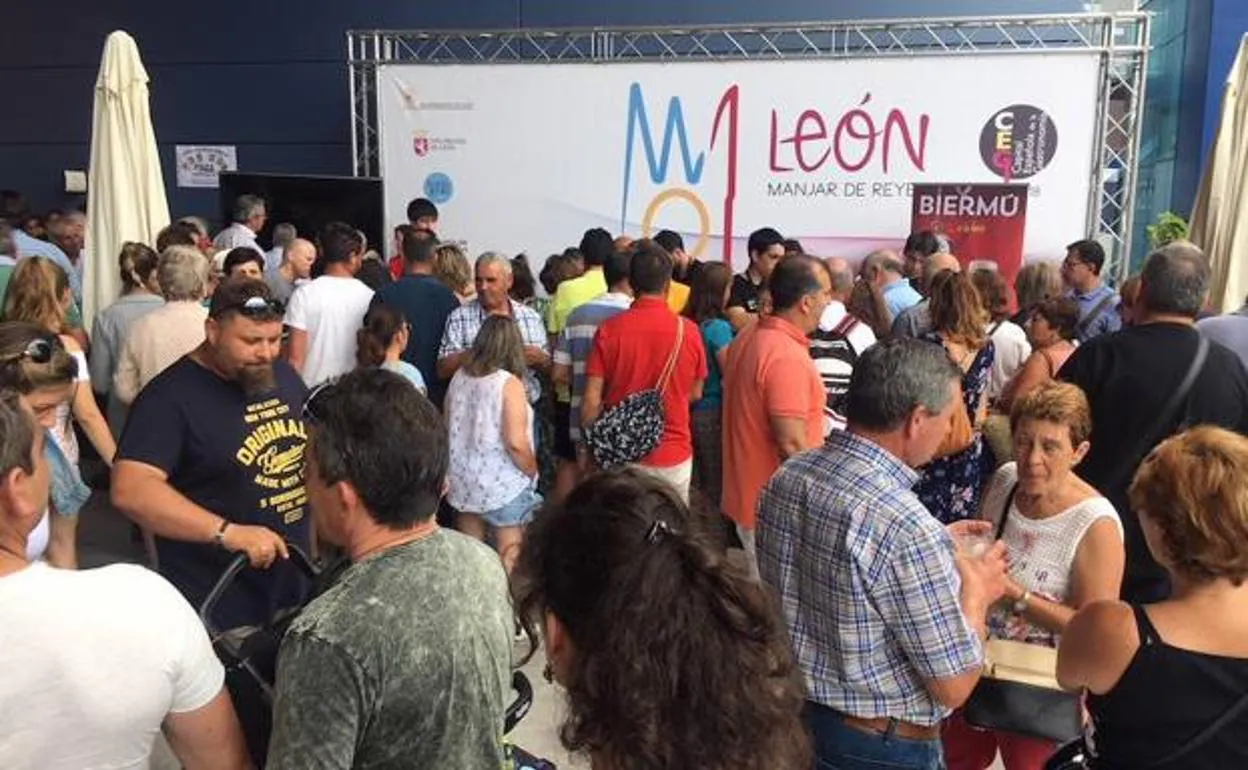 La Feria de Muestras de Gijón, en el 'Dia de León' del pasado año.