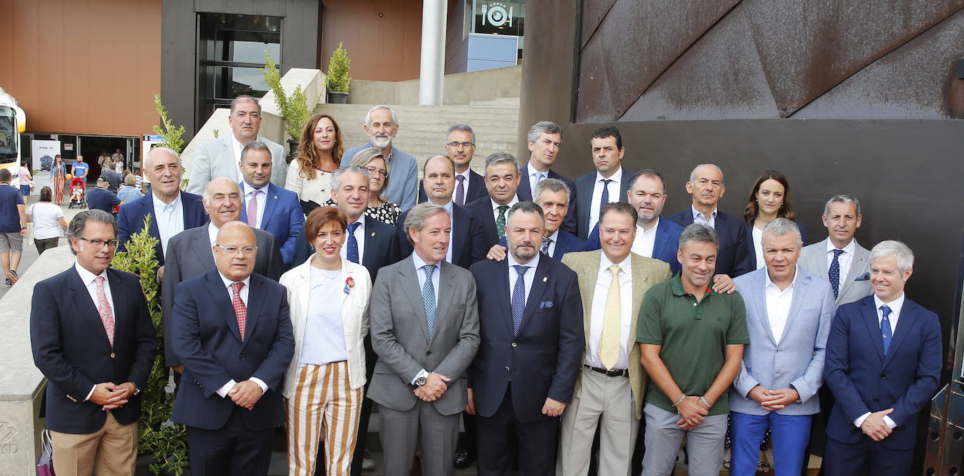 Fotos: La Feria de Muestras de Gijón celebra el Día de León