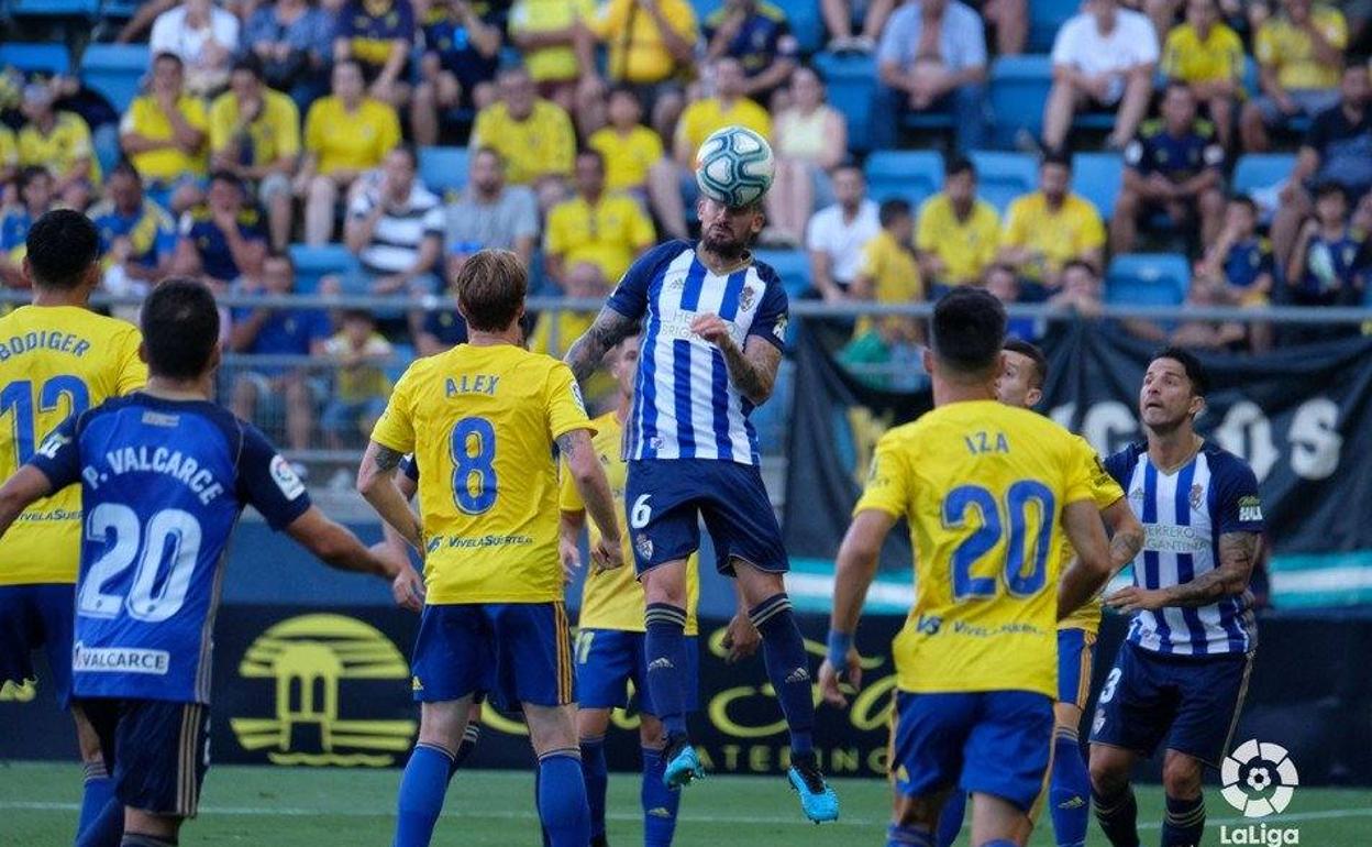 Imagen del partido ante el Cádiz. 