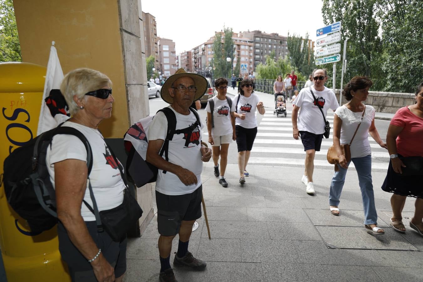 Fotos: Más de dos mil personas solicitan en Aranda la Autovía del Duero (2/2)