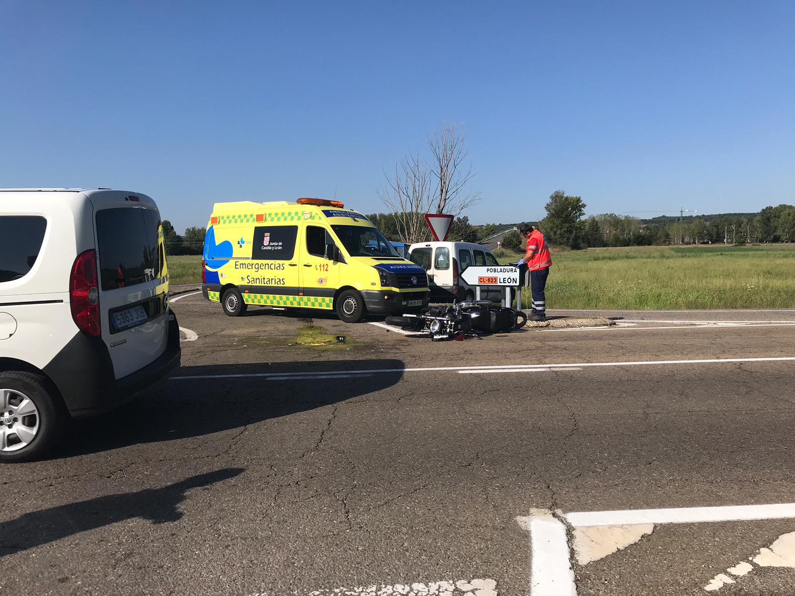 Fotos: Accidente en Sariegos del Bernesga