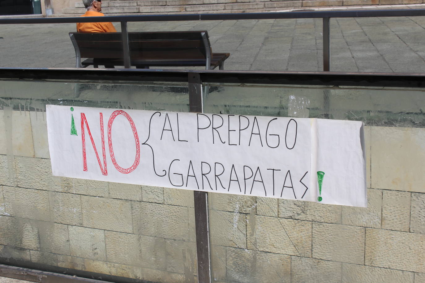 Fotos: Concentración por las pensiones públicas en Botines