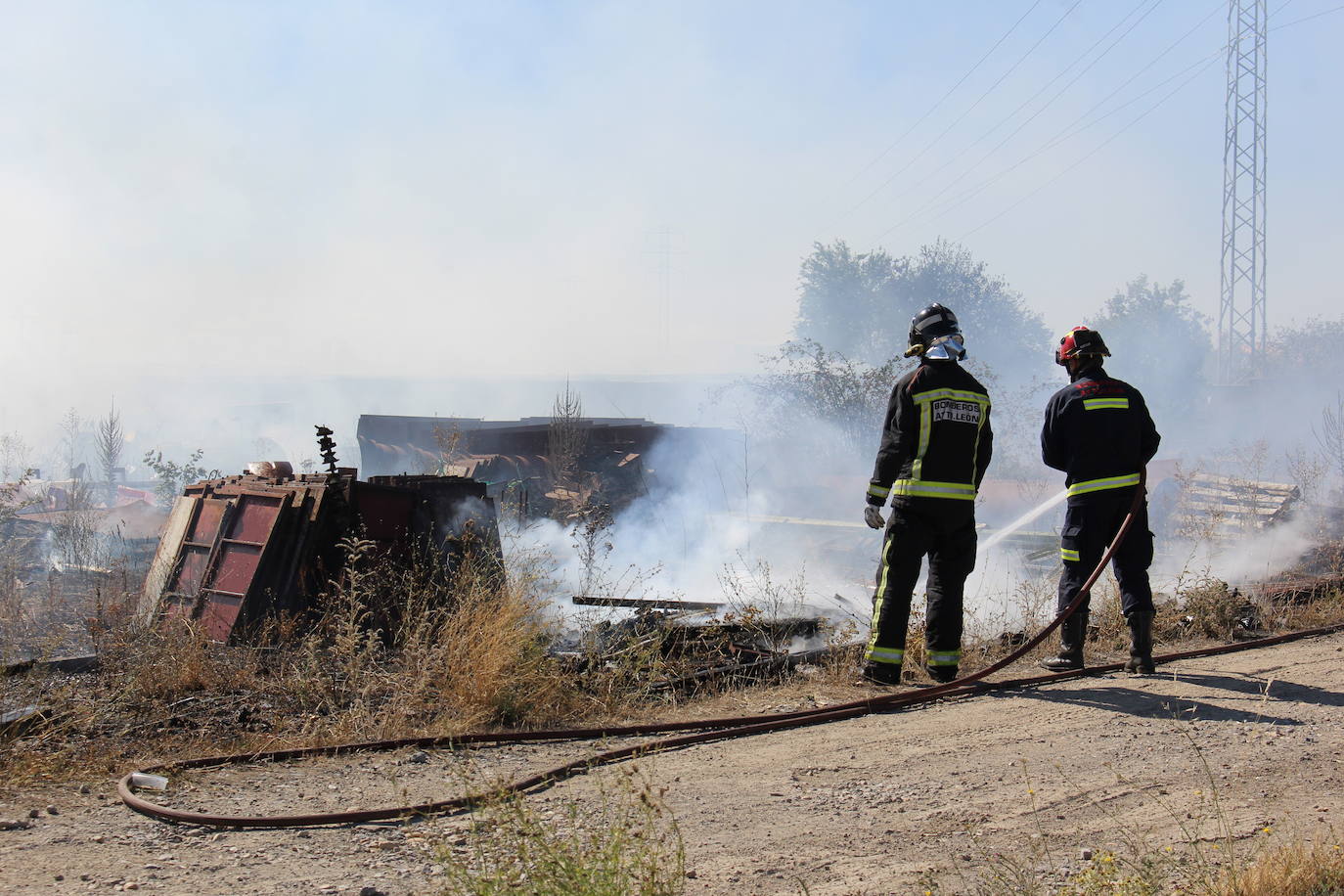 Fotos: Fuego en Trobajo