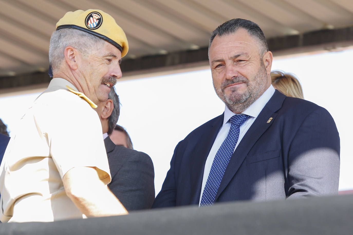 Fotos: Relevo en el mando del V Batallón de la UME