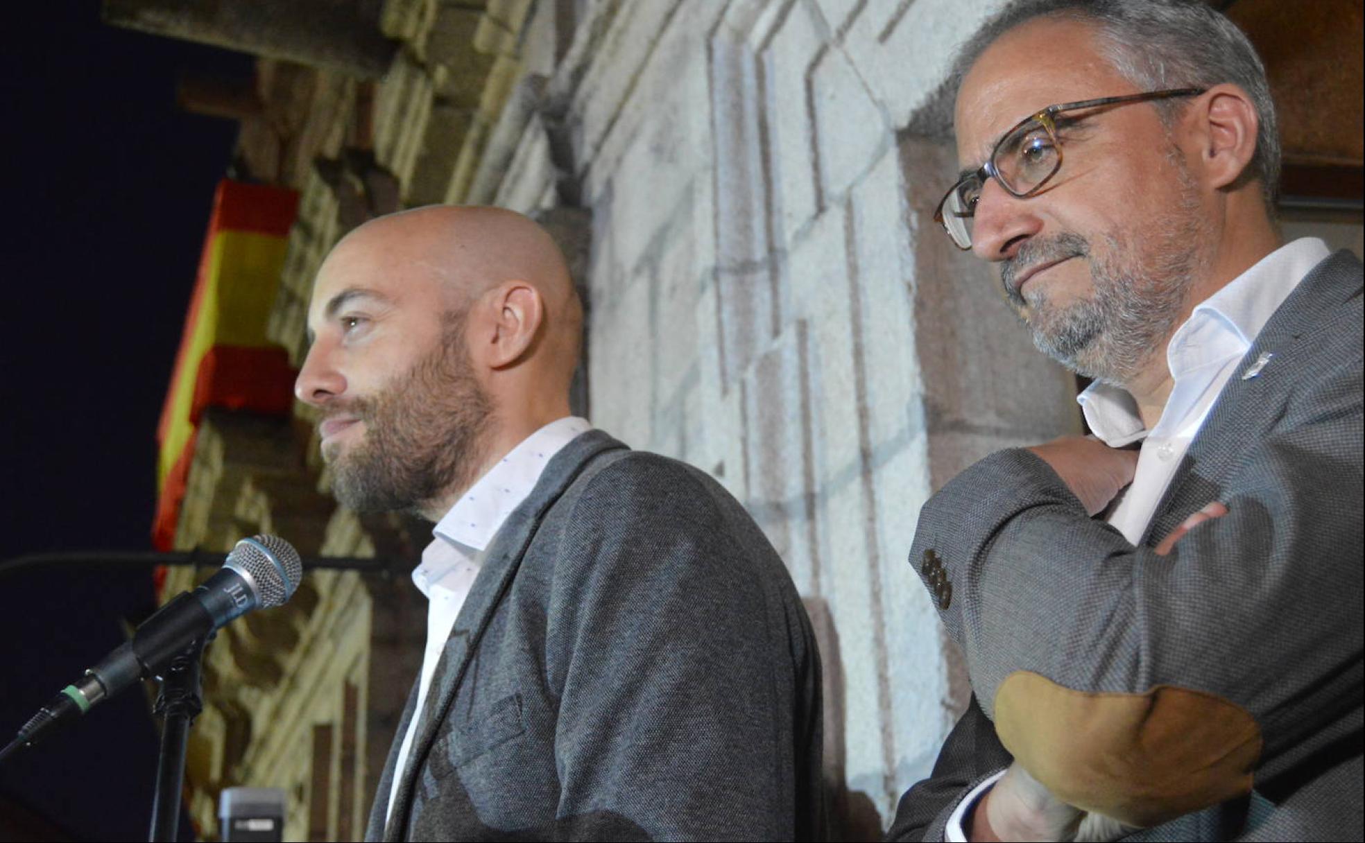 El periodista Pablo Morán y el alcalde de Ponferrada durante el pregón.