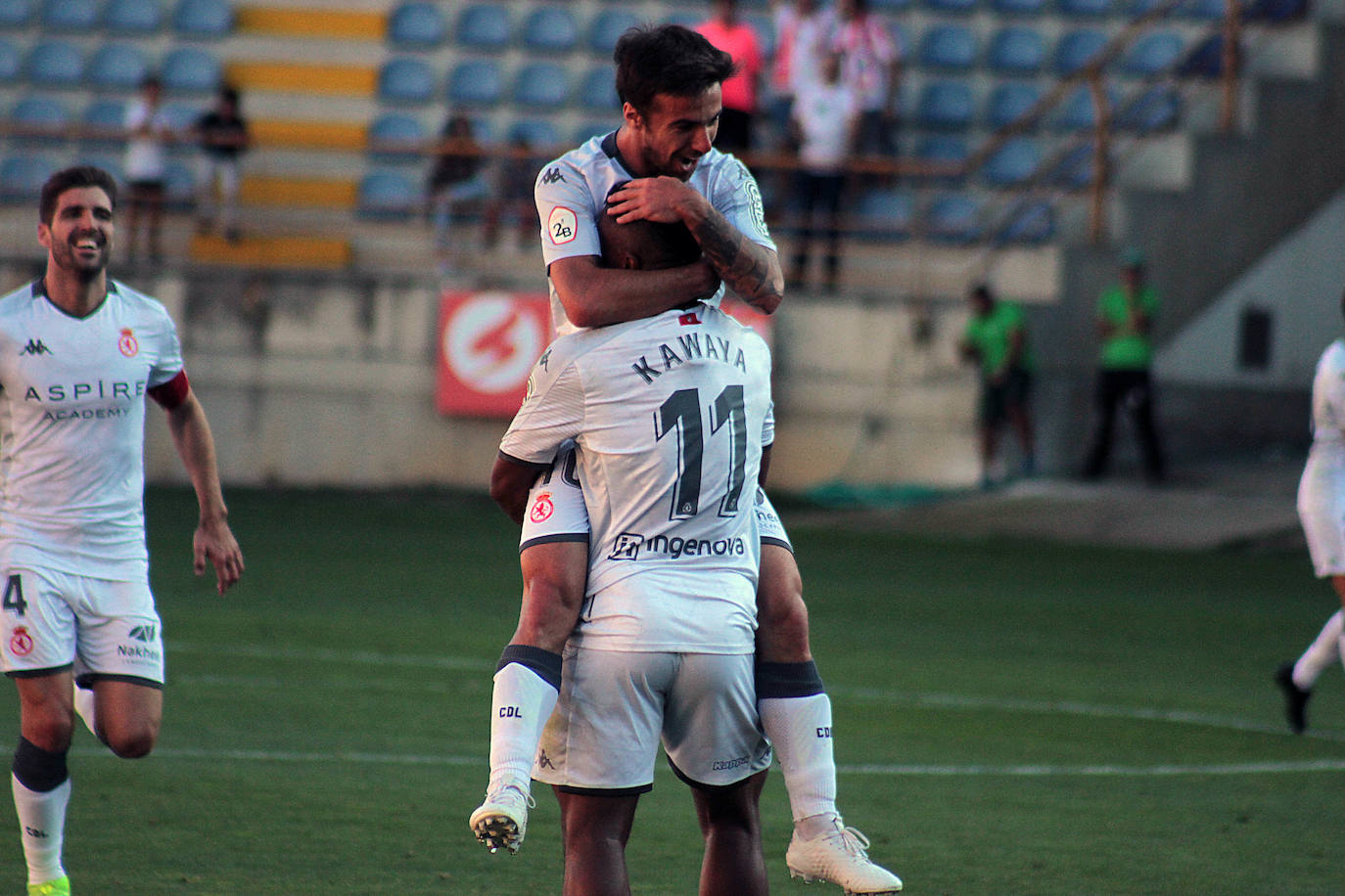 Fotos: La Cultural vence al Bilbao Athletic