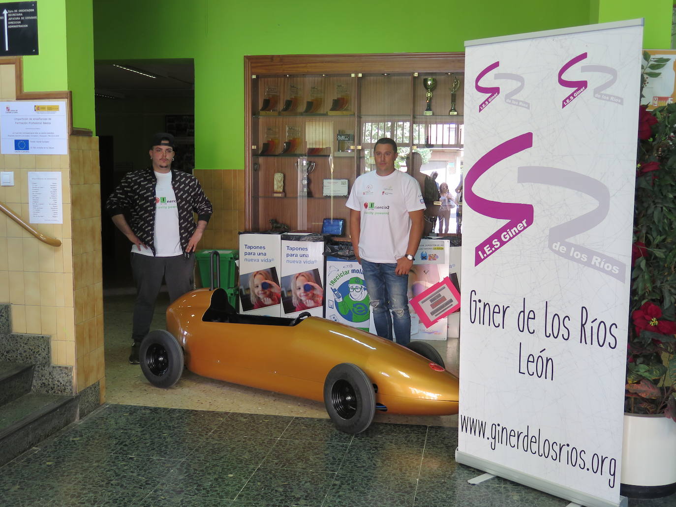 Fotos: El bólido dorado de León