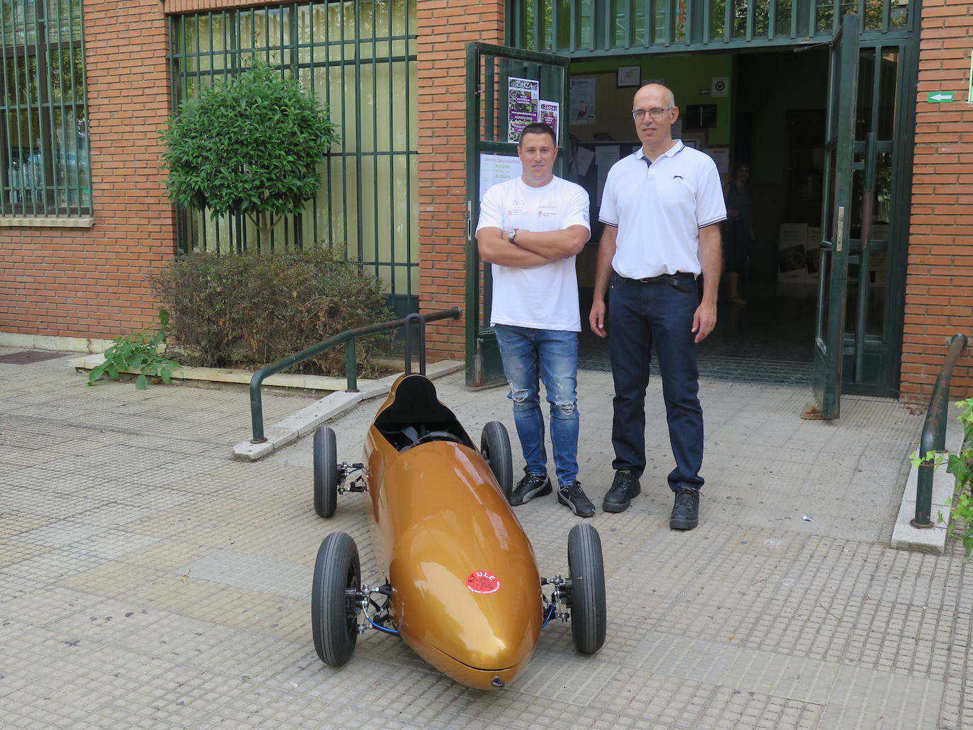 Fotos: El bólido dorado de León