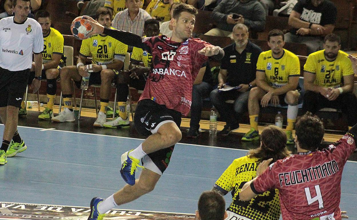 Ivan Mosic, en el partido ante Bidasoa.