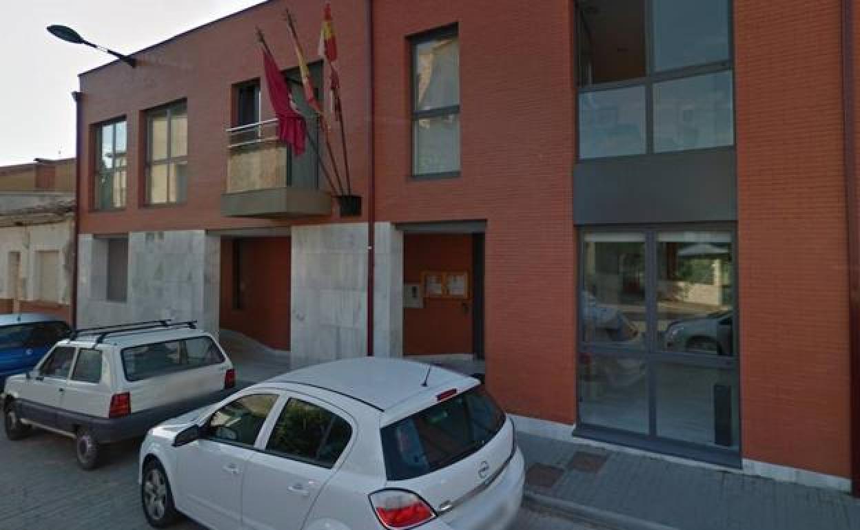 El PSOE de Gradefes denuncia las «triquiñuelas» del PP para ocultar el «aumento del gasto municipal»