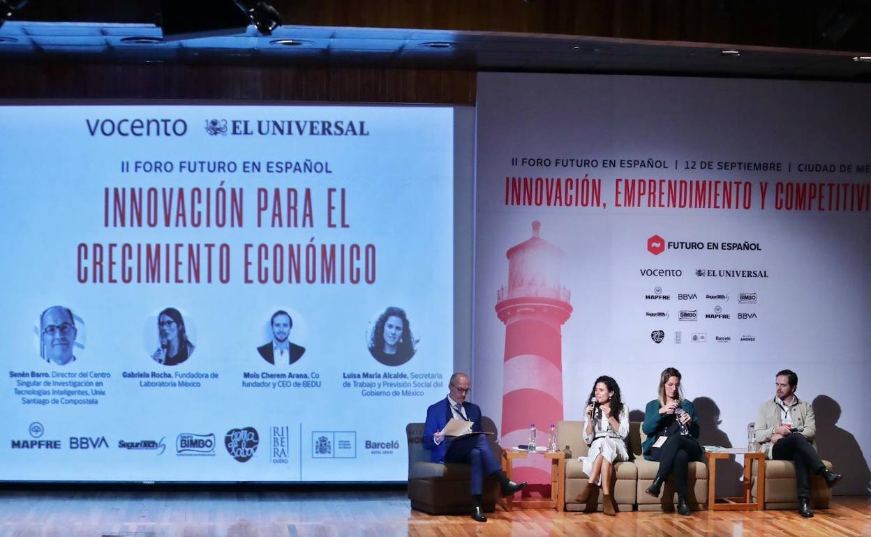 Senén Barro, Luisa María Alcalde, Gabriela Rocha y Moís Cherem. 