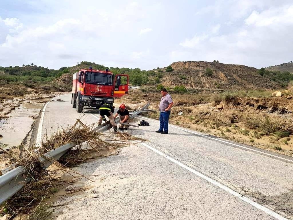 Fotos: La UME actúa para paliar los efectos de la gota fría en Orihuela (Alicante)