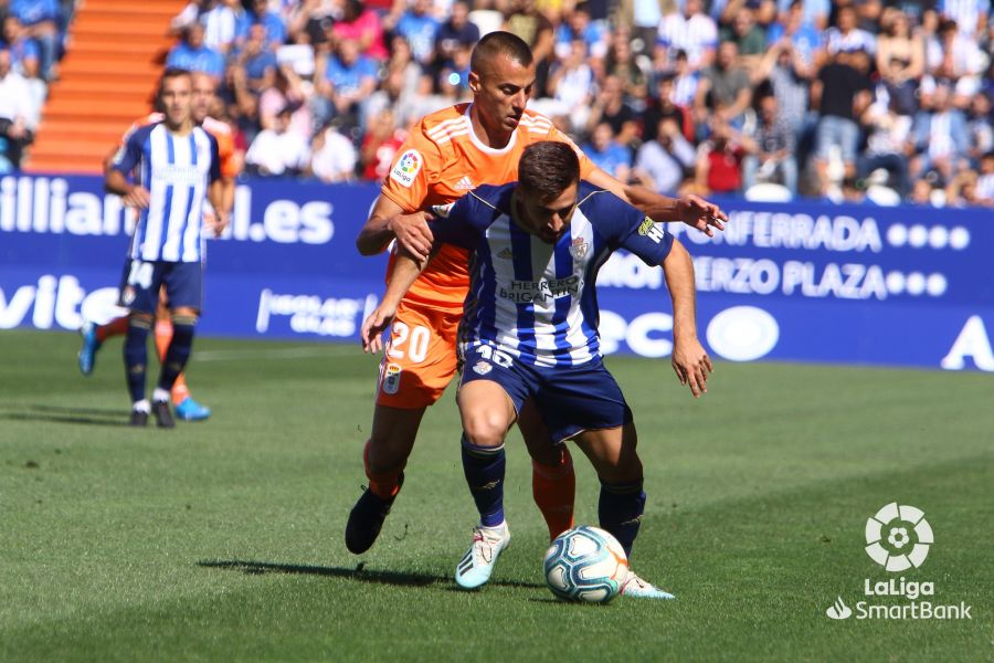 Fotos: Las imágenes del Ponferradina-Oviedo