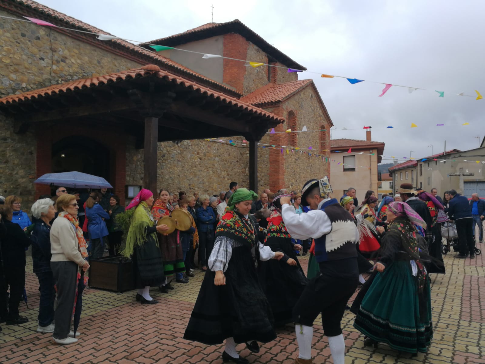 Fotos: Llamas de la Ribera celebra los 100 años la &#039;Tía Engracia&#039;