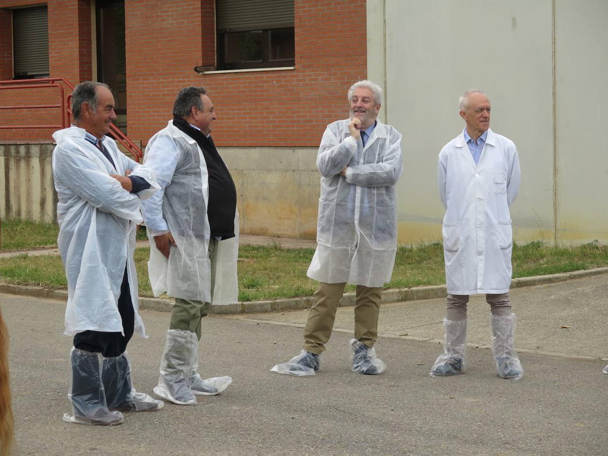 Fotos: El director general de Producción Agropecuaria visita las instalaciones del Censyra