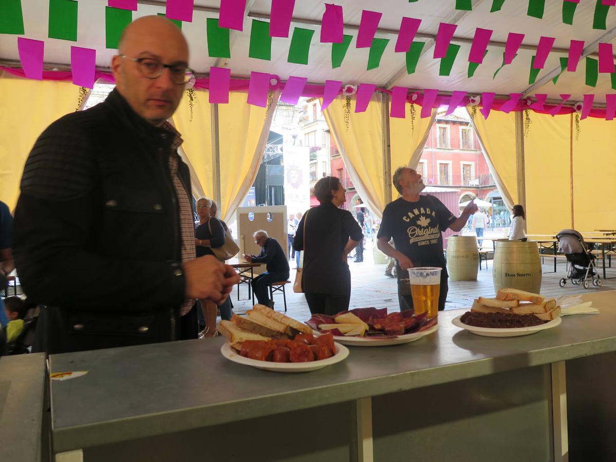 Fotos: Inaugurada la Feria de la Morcilla de San Froilán