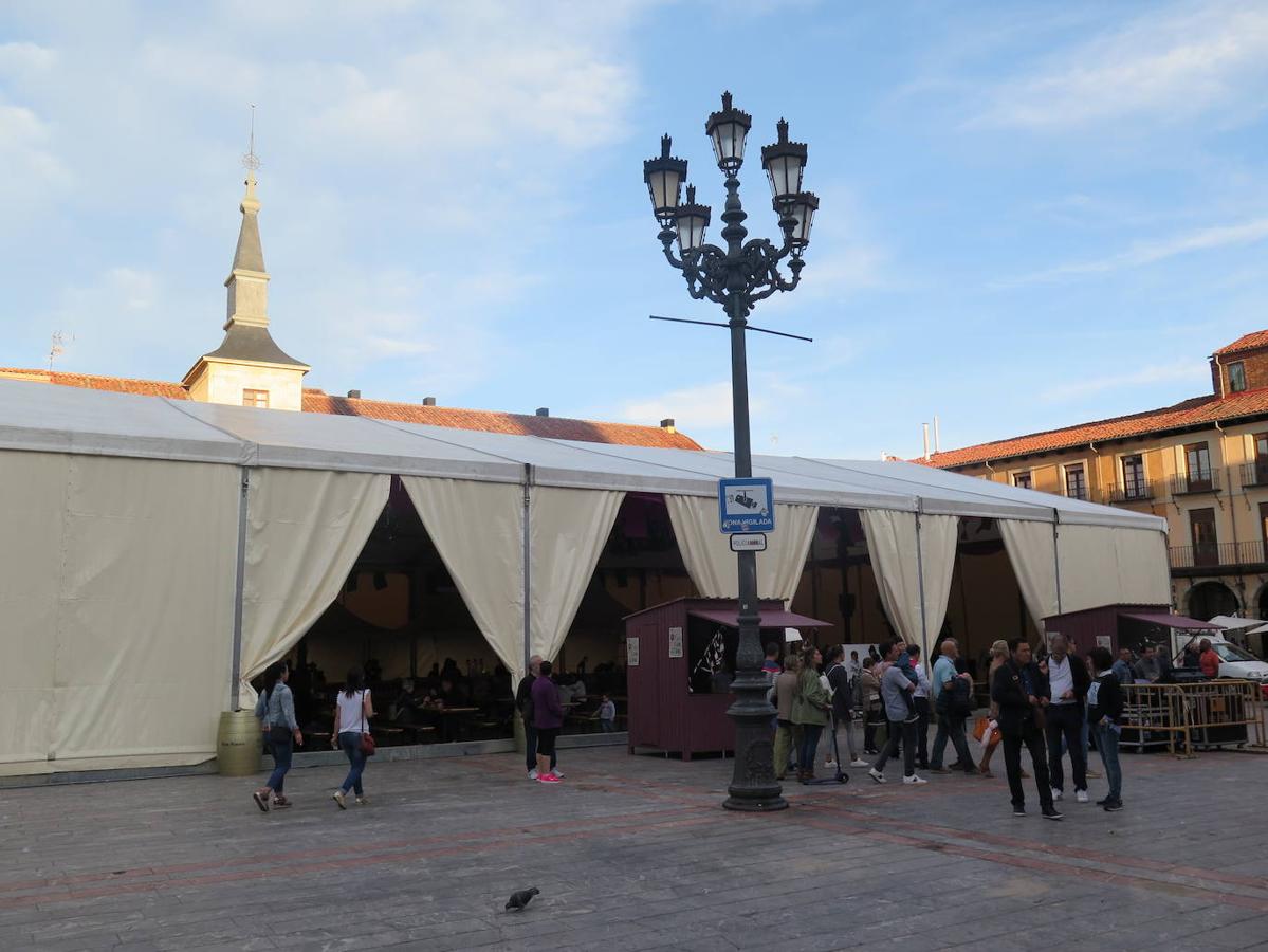 Fotos: Inaugurada la Feria de la Morcilla de San Froilán