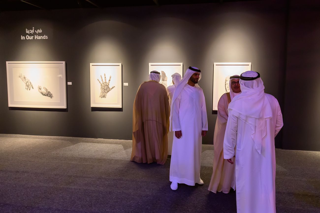 El fotógrafo leonés Richard Le Manz lleva su 'mensaje de sostenibilidad' hasta Emiratos Árabes. 