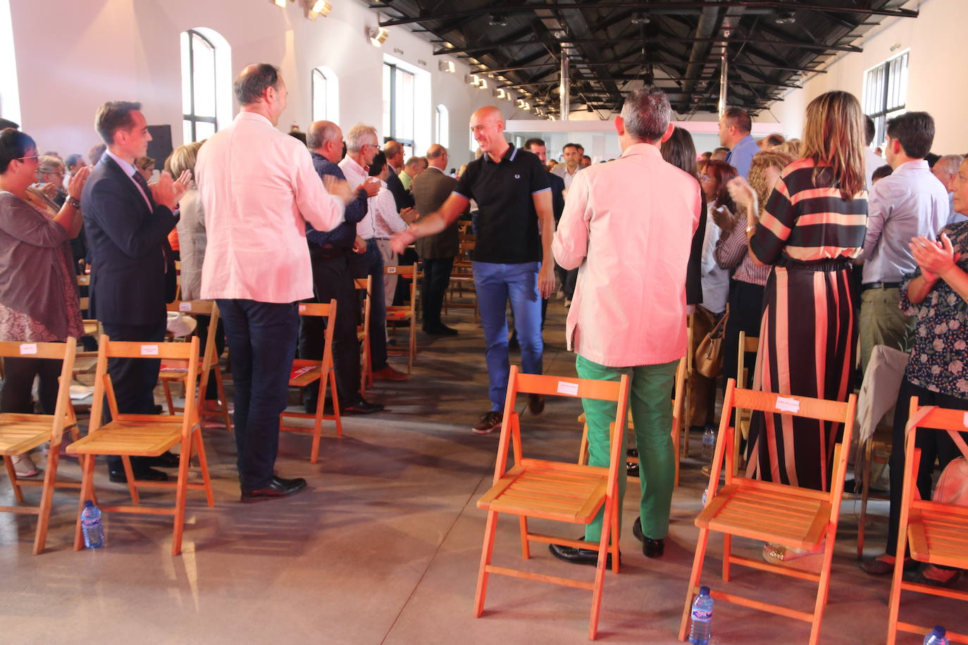 Diferentes cargos del Partido Socialista.