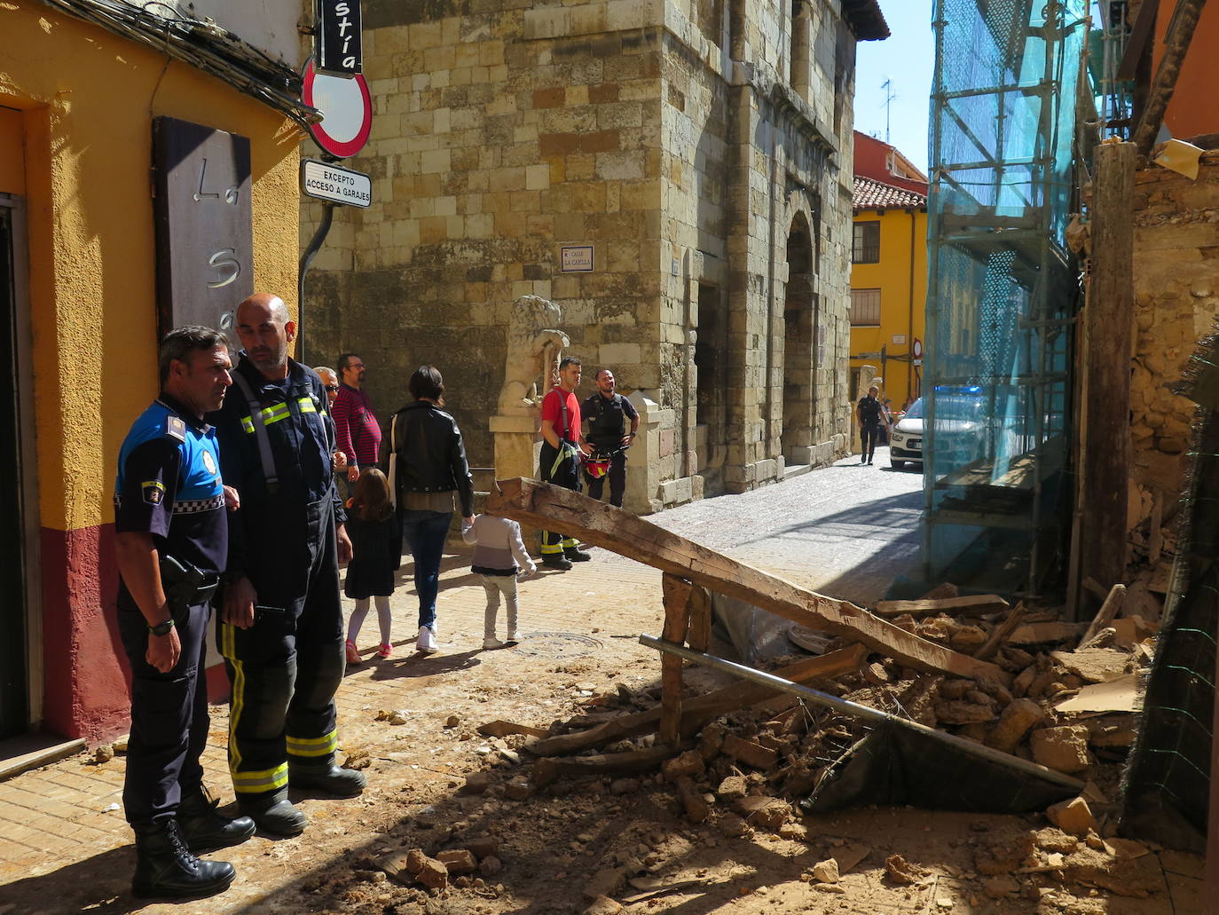 Situación del inmueble tras desplomarse.