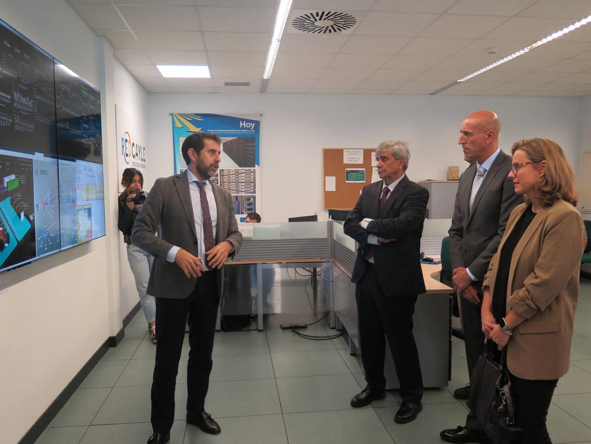 Fotos: El alcalde visita el Centro de Supercomputación
