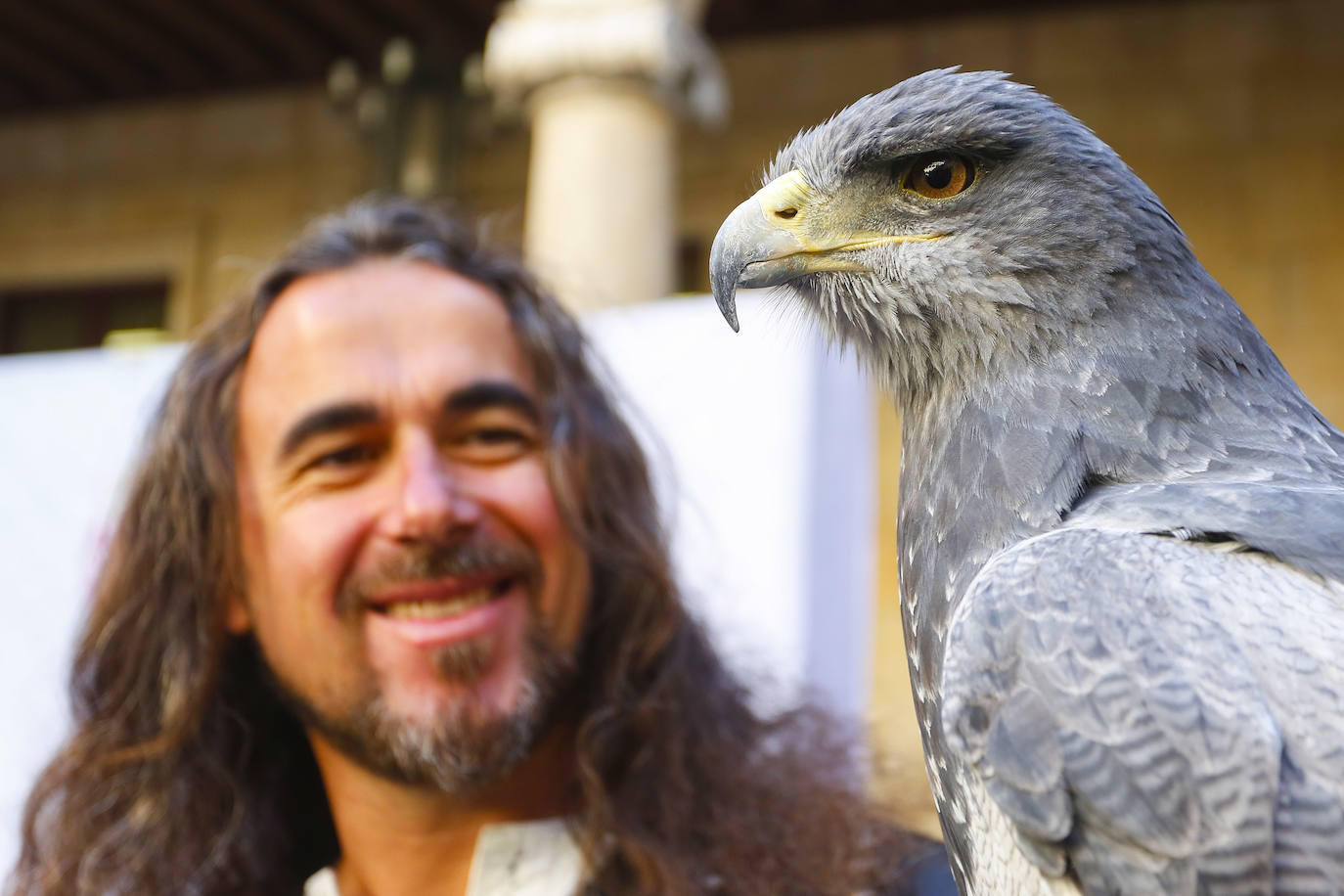 Fotos: La cetrería se cita en La Virgen