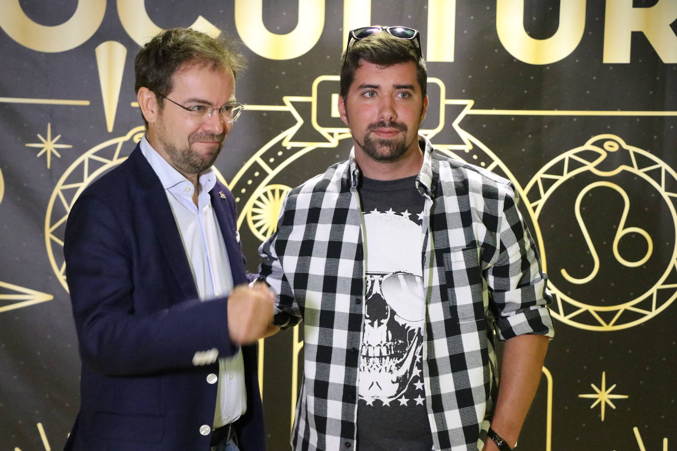 Fotocall en la entrada del Auditorio Ciudad de León.