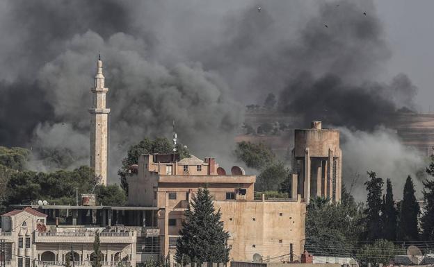 Bombardeos en la ciudad de Ras al-Ein.