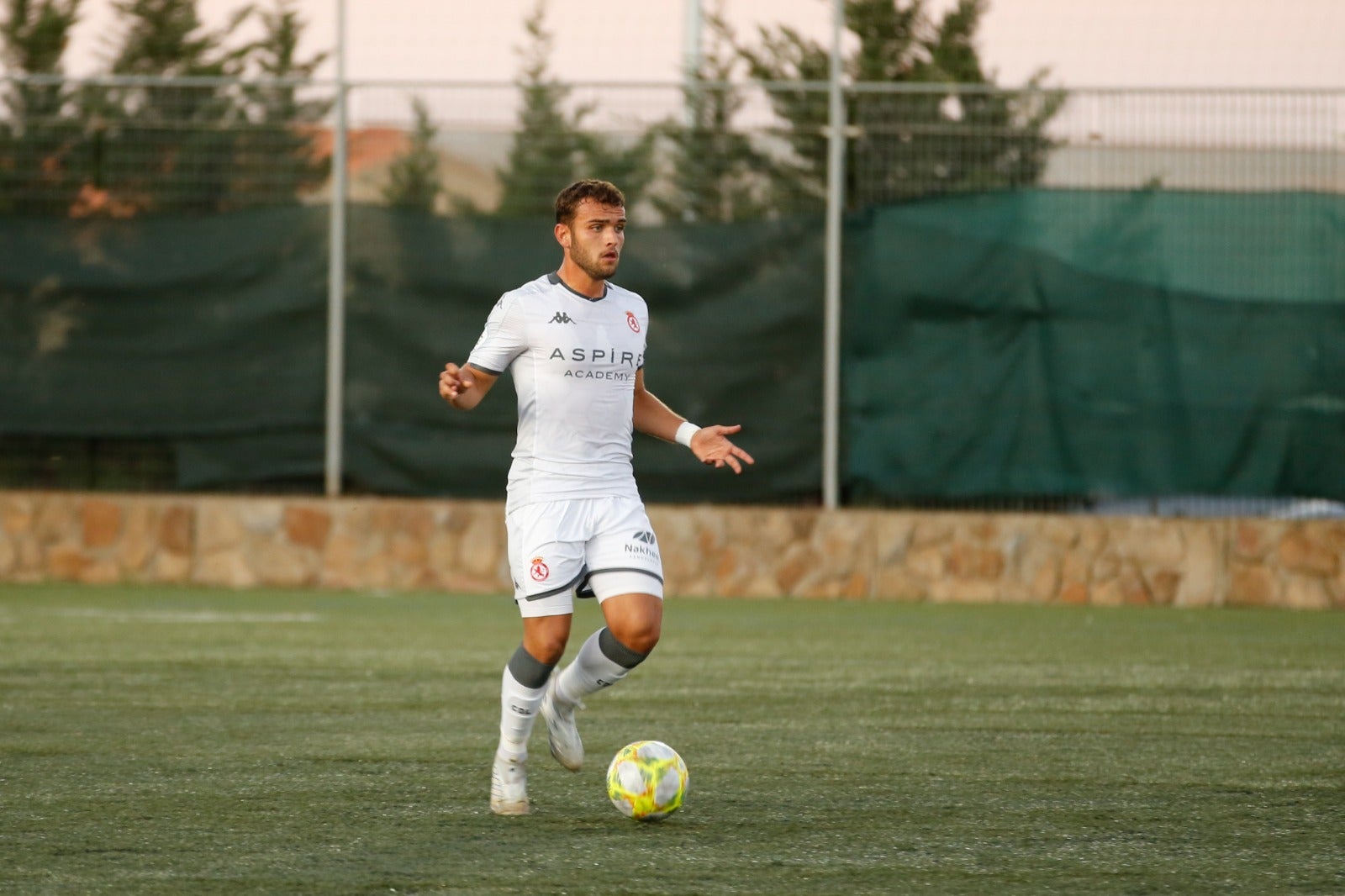 El filial culturalista suma un punto en la visita a Santa Marta de Tormes tras fallar un penalti en el tramo final del choque.