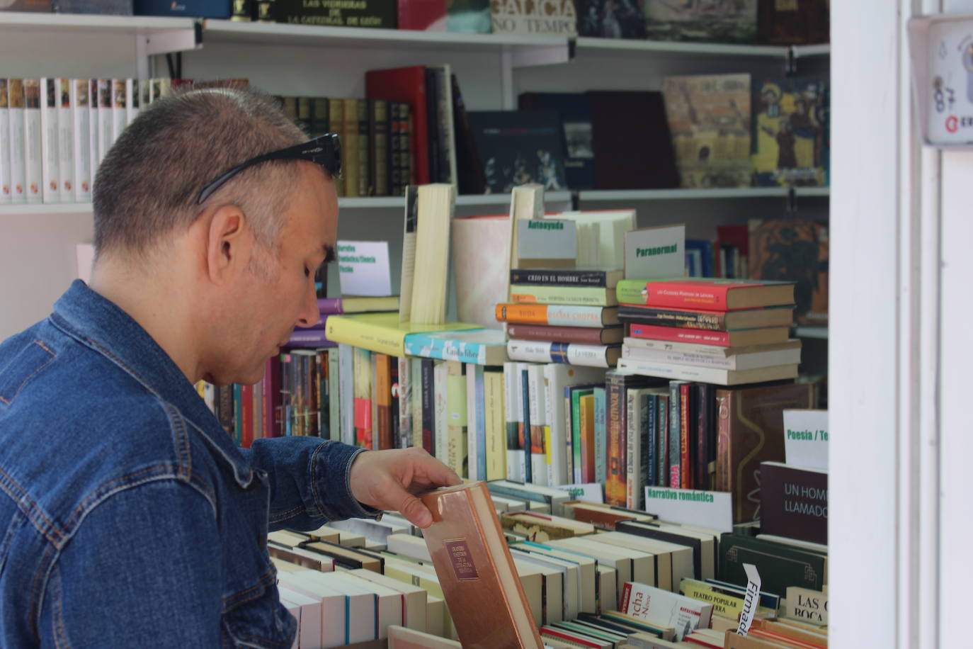 Fotos: Feria del Libro de Antiguo y de Ocasión