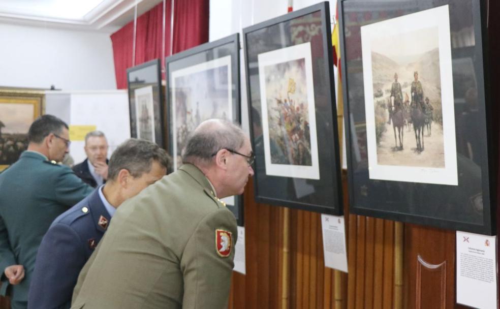 Inauguración de la exposición 'Soldados de España' en la sede de la Subdelegación de Defensa.