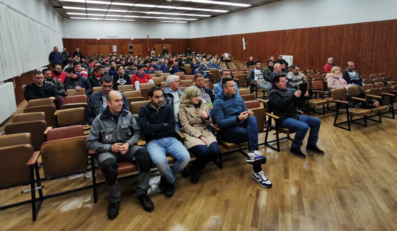 Fotos: El CIFP de La Robla pelea por su supervivencia