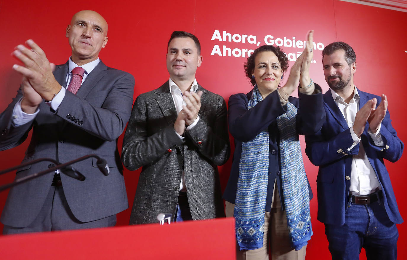 Fotos: La ministra de Trabajo participa en un acto público del PSOE en León