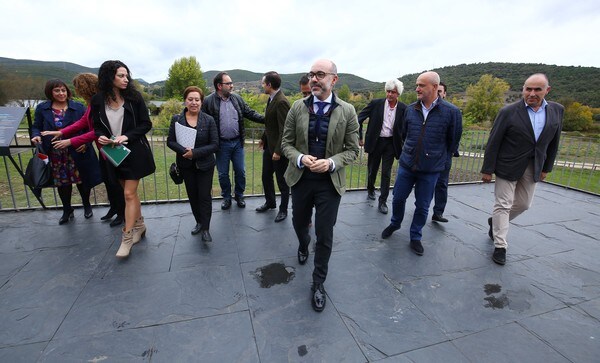 Fotos: El consejero de Cultura y Turismo se reúne con los alcaldes de Las Médulas